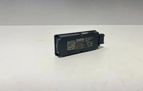 BMW X6 G06 Keyless system antenna 5A81724 5B60517