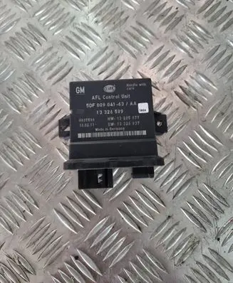 Opel Insignia A Light module LCM 13326599