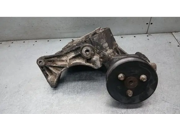 Opel Vectra B Power steering pump 90502550