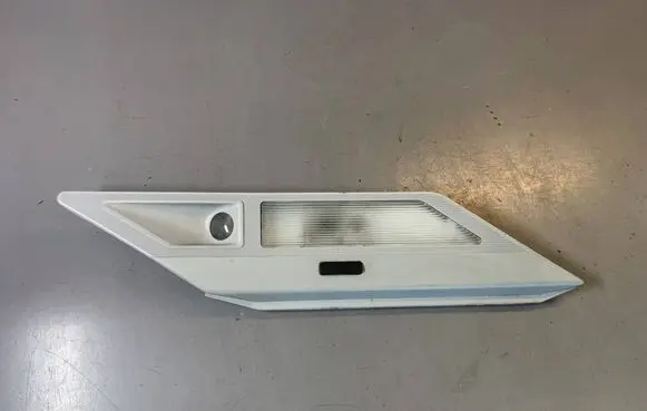 BMW 7 E38 Front seat light 8368844