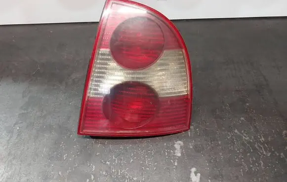 Volkswagen PASSAT B5.5 Rear/tail lights 3B5945096AE