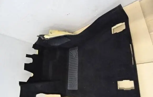 Mercedes-Benz B W245 Interior carpet 