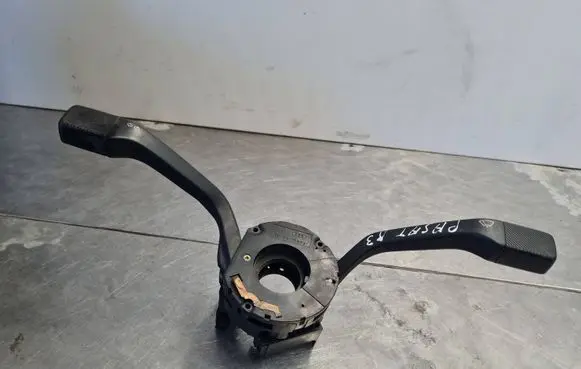 Volkswagen PASSAT B3 Indicator stalk SWFKLS92 D0TSAE QC88S97