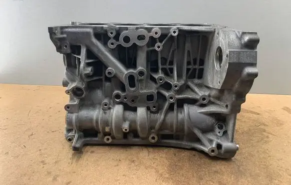 BMW 1 E81 E87 Engine block 11112179685 2179685 779792207