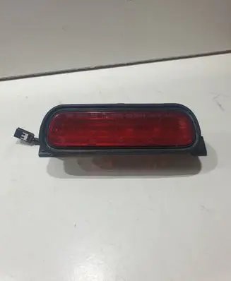 KIA Sorento Third/center stoplight 927003E0