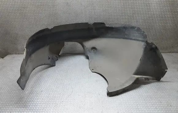 Volkswagen Polo IV 9N3 Front wheel arch liner splash guards