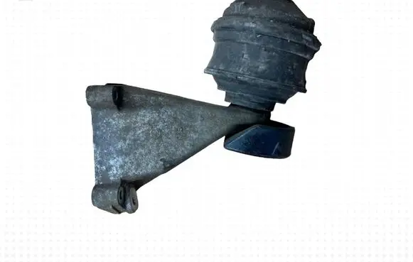 Mercedes-Benz E W211 Engine mounting bracket A2712230904 A271223003