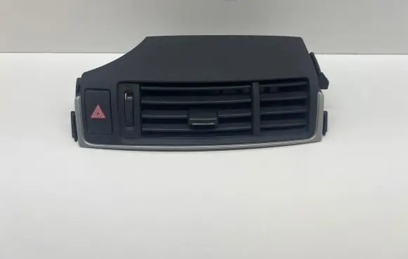 Toyota Verso Dash center air vent grill 556700F030