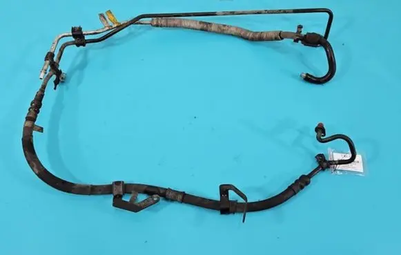 Power steering hose/pipe/line