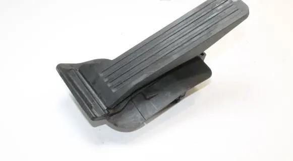 Mazda 6 Accelerator throttle pedal GHP941600F