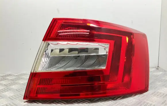 Skoda Octavia Mk3 (5E) Rear/tail lights