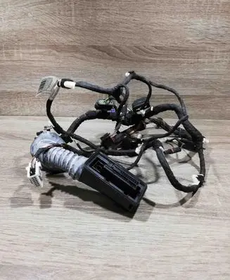BMW X5 F15 Front door wiring loom 9323452 6U206105