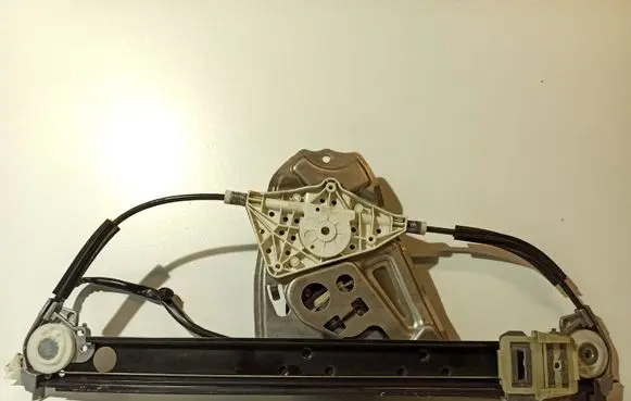 Mercedes-Benz S W220 Rear door window regulator with motor 2207300446