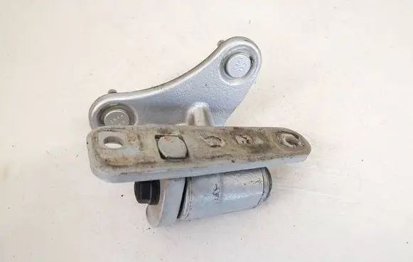 Mercedes-Benz C AMG W204 Front door upper hinge