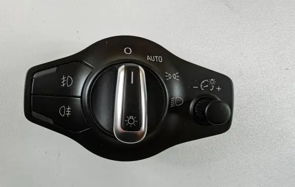 Audi A5 8T 8F Light switch 8K0941531AS L89L608