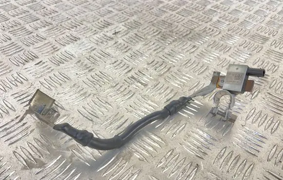 Volkswagen Golf VIII Negative earth cable (battery) 5QS915181