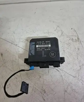 Mercedes-Benz CLK A208 C208 Door control unit/module 2108207726 356827