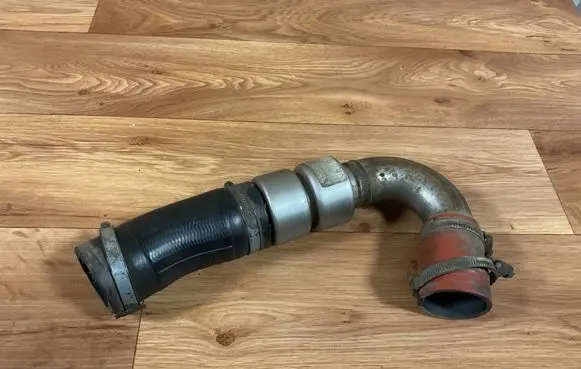 Ford C-MAX II Intercooler hose/pipe