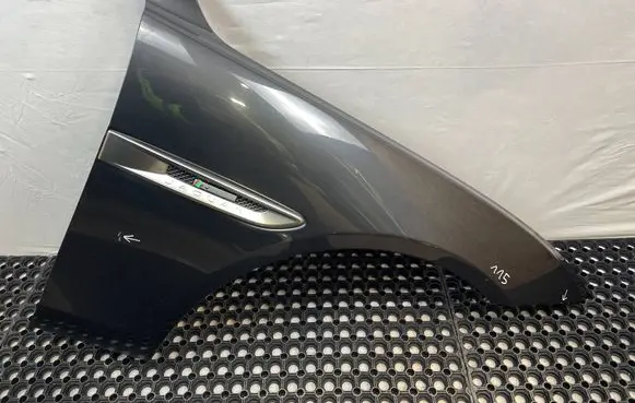 Jaguar XE Fender
