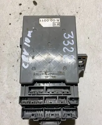 Honda CR-V Fuse module 38200SWA