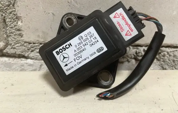 Mercedes-Benz E W211 ESP acceleration yaw rate sensor A0035420318