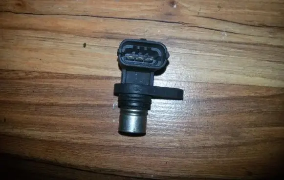 Camshaft position sensor