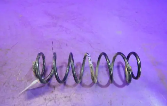 Mitsubishi Colt Rear coil spring