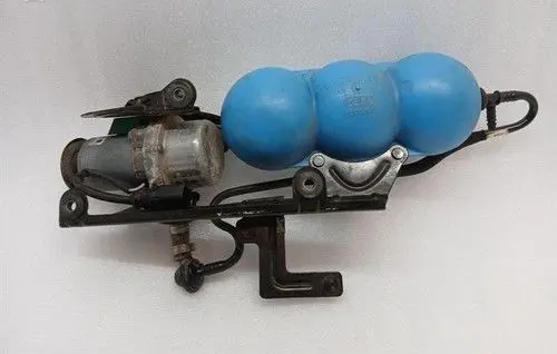 Bentley Flying Spur Vacuum pump 8E0927317J