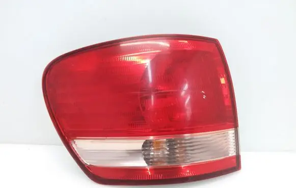 Toyota Avensis Verso Rear/tail lights