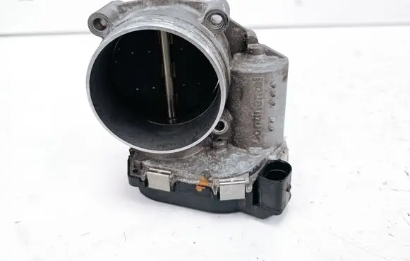 Audi Q7 4L Throttle valve 06E133062H A2C82493600