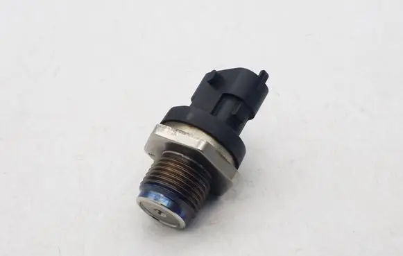 Fuel pressure sensor
