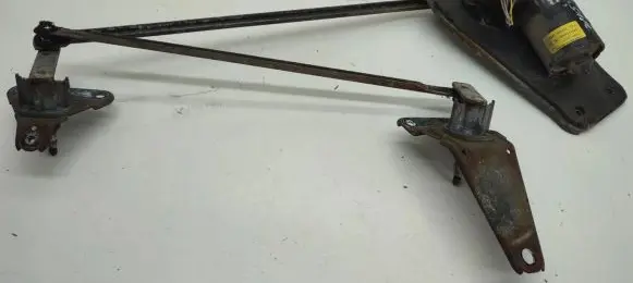 Peugeot Partner Front wiper linkage and motor 404238