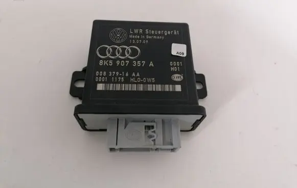 Audi A4 S4 B8 8K Light module LCM 8K5907357A