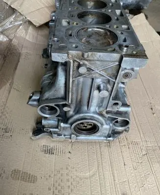 BMW X3 F25 Engine block 8650917 B48C B48B20A