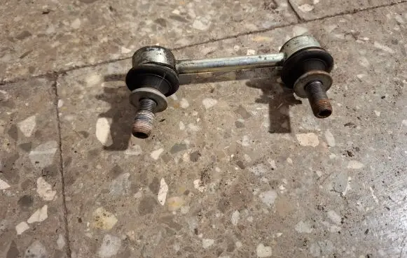 Lexus RX 450H Rear anti-roll bar/stabilizer link 