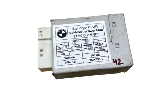 BMW 5 F10 F11 Tow bar trailer control unit/module 6796905