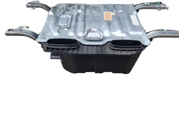 Voltage converter inverter