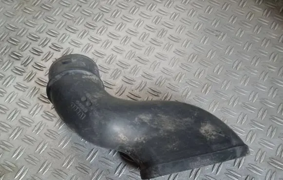 Iveco Daily 35 - 40.10 Air intake duct part 504139775