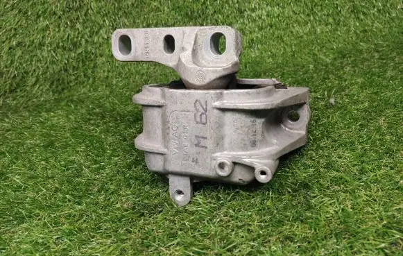 Volkswagen Jetta VI Gearbox mount 1K0199262AL