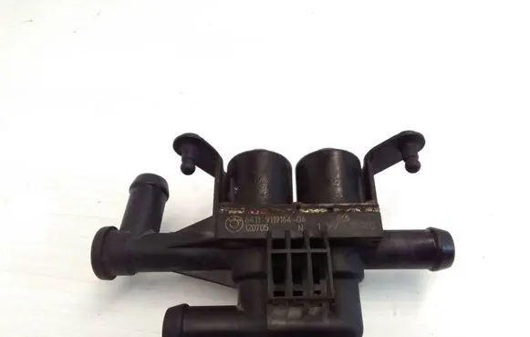 BMW 5 F10 F11 Coolant heater control valve 9119164 1147412200