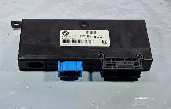BMW 7 F01 F02 F03 F04 Gateway control module 61359284420 121751