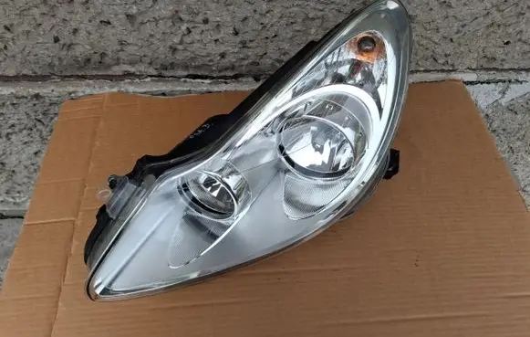 Opel Corsa D Headlight/headlamp 