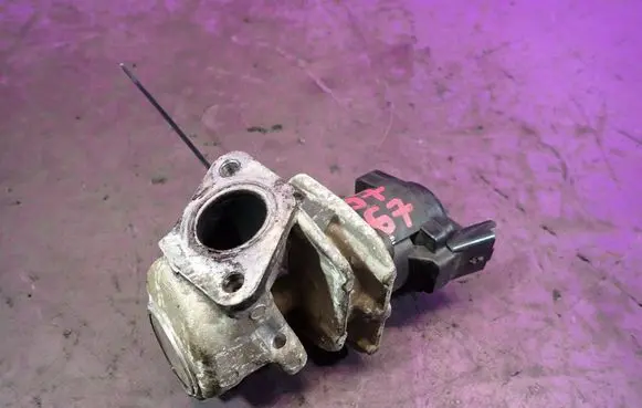 Ford Focus C-MAX EGR valve 