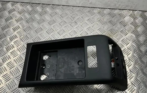 Other center console (tunnel) element