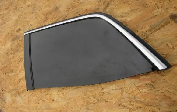 Mercedes-Benz GL X166 Rear side window A1666700150