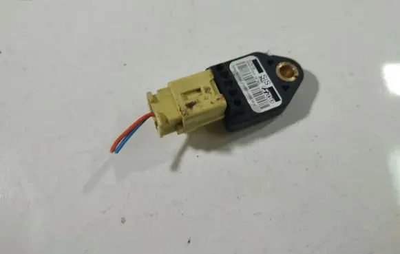 KIA Ceed Airbag deployment crash/impact sensor 959202H000 95920-2H000