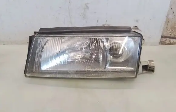 Skoda Octavia Mk1 (1U) Headlight/headlamp