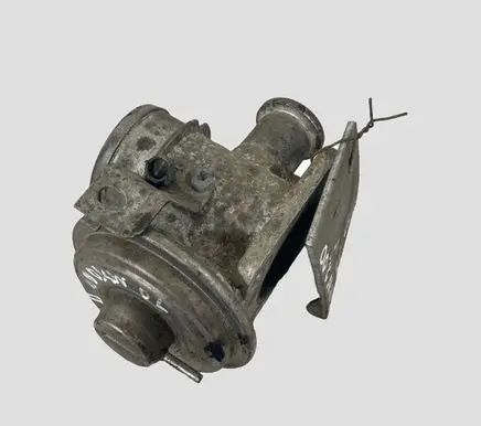 BMW 3 E46 EGR valve 72825400