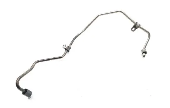 Mitsubishi Outlander Fuel injector supply line/pipe 