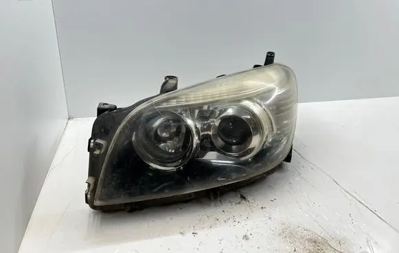Toyota RAV 4 (XA30) Headlight/headlamp 